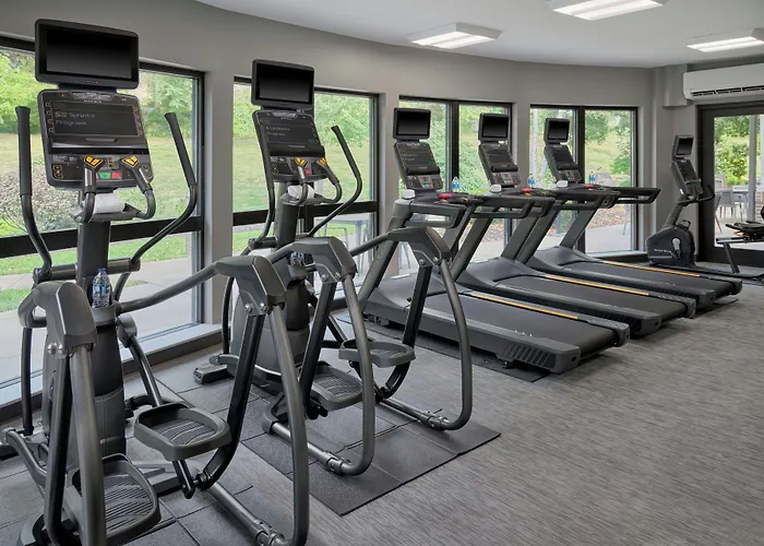Courtyard By Marriott Kansas City Shawnee